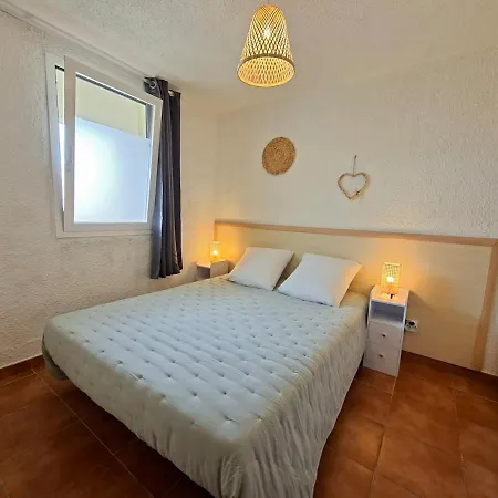 Apartment 150m De La Pour 2 4 Ou 5 Personnes